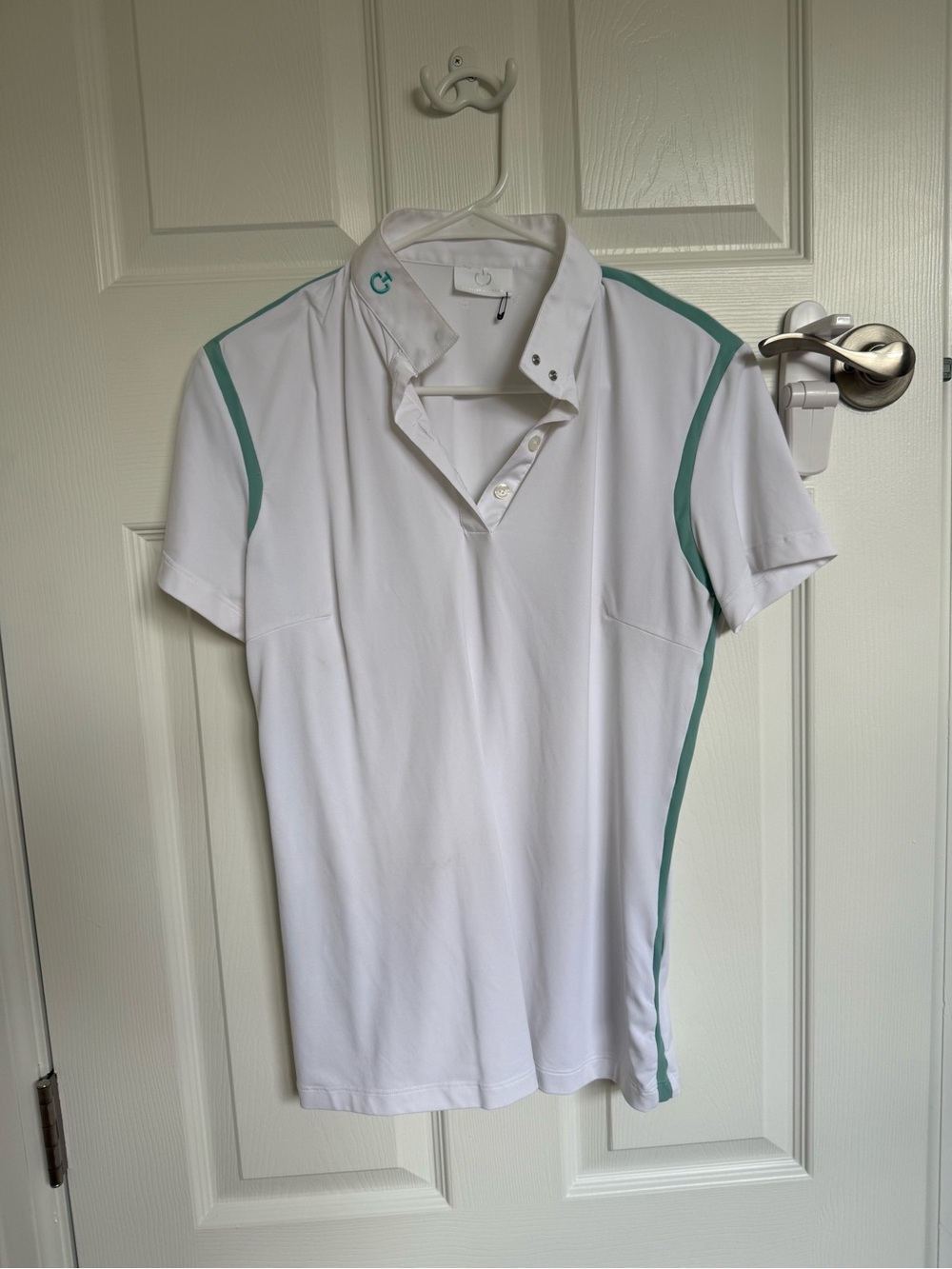Women’s Short Sleeve Show Shirt